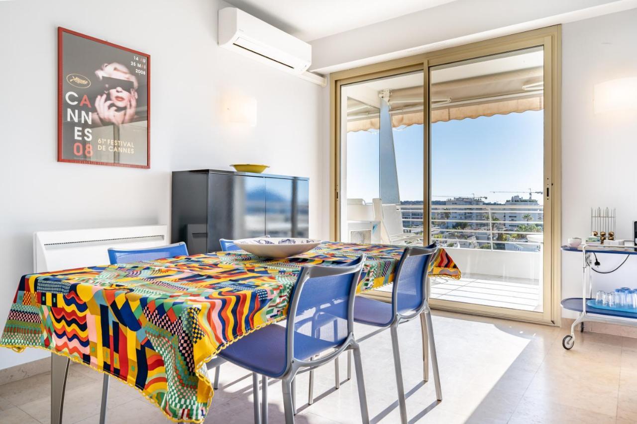 Palm Beach- Free Wifi- Parking- Sea View Apartment Cannes Luaran gambar