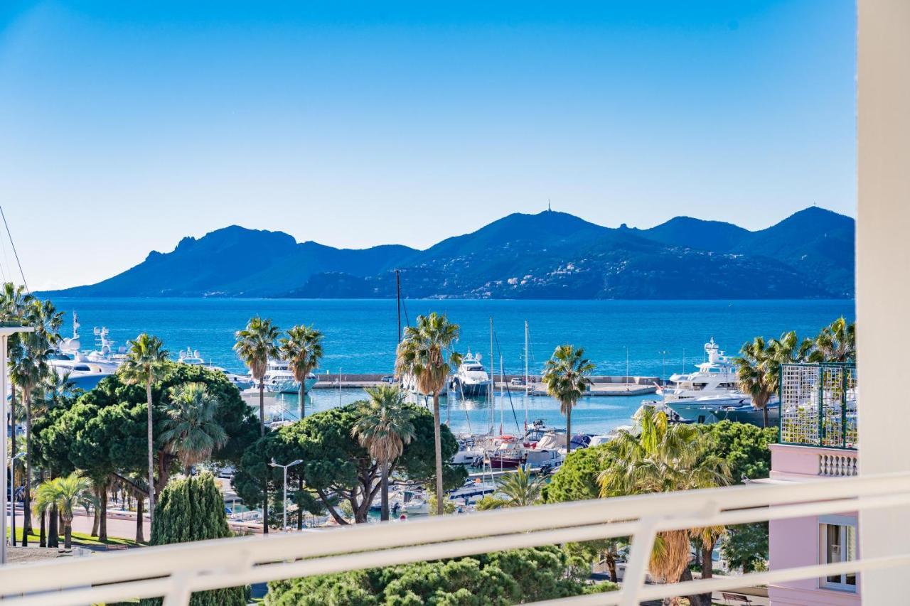 Palm Beach- Free Wifi- Parking- Sea View Apartment Cannes Luaran gambar